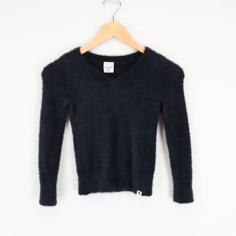 Abercrombie & Fitch Kids Fuzzy Eyelash Knit V Neck Pullover Black Sweater  5/6